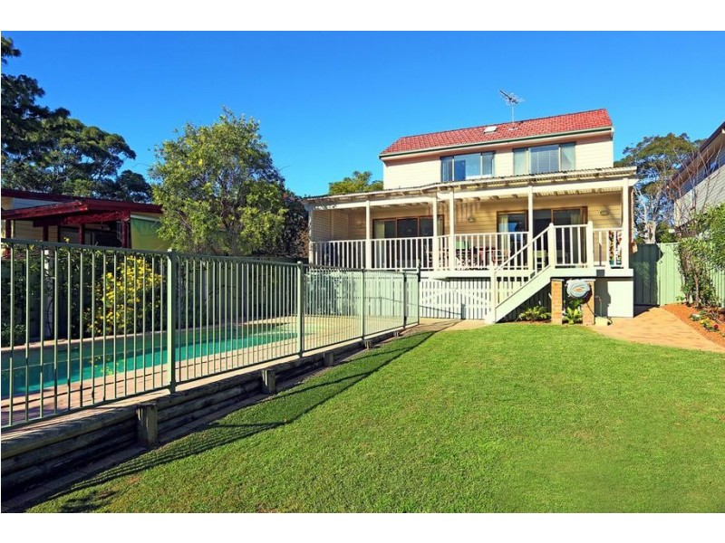 43 Wollun Street, Como NSW 2226
