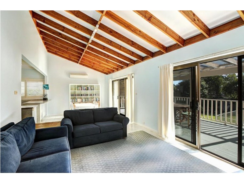 43 Wollun Street, Como NSW 2226