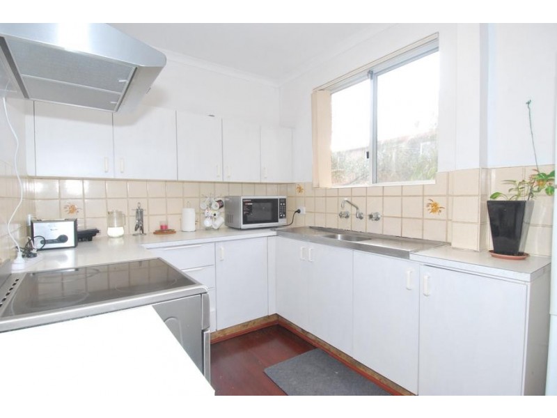 26/2 Railway Crescent, Jannali NSW 2226