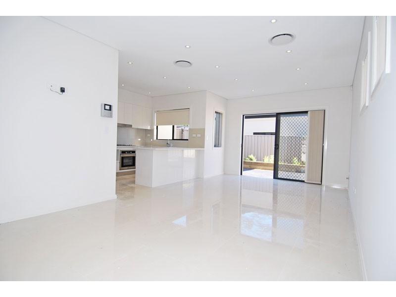 1/80-82 Belmont Street, Sutherland NSW 2232