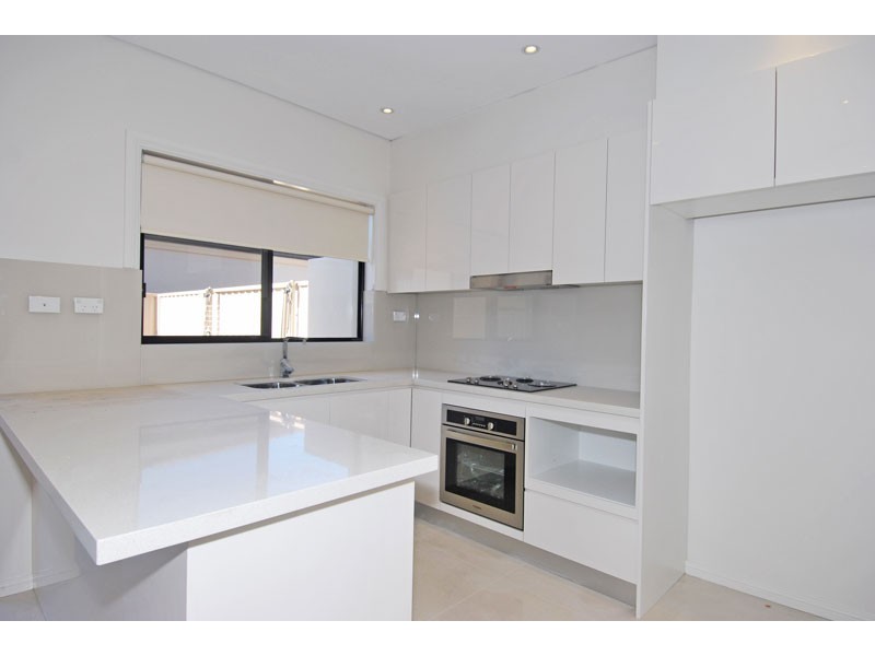 2/80-82 Belmont Street, Sutherland NSW 2232