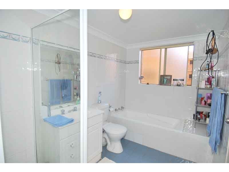 28/94-100 Linden Street, Sutherland NSW 2232