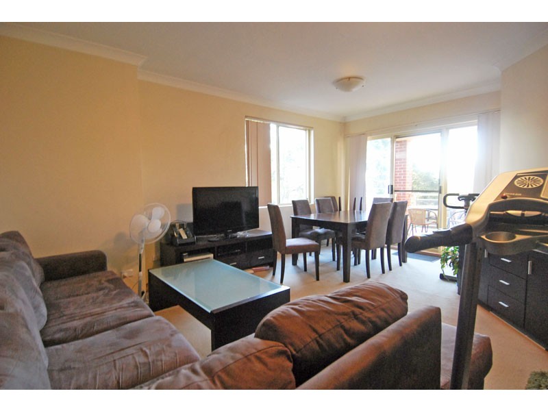 8/50 Grand Parade, Sutherland NSW 2232