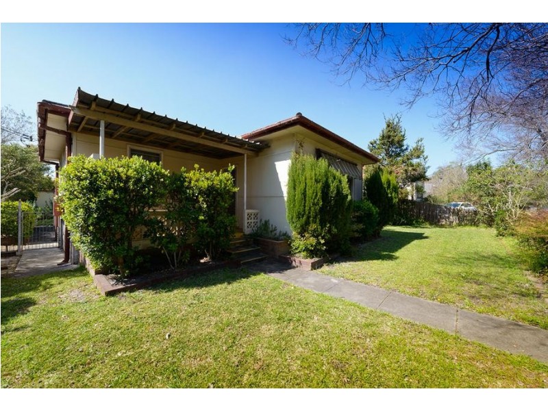 20 Linden Street, Sutherland NSW 2232