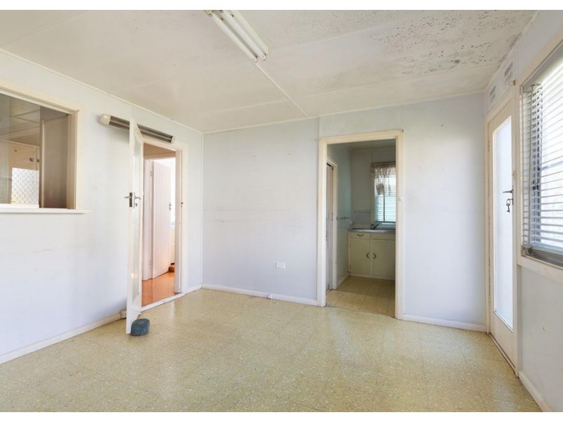 20 Linden Street, Sutherland NSW 2232