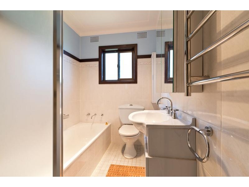 2 Ninth Avenue, Jannali NSW 2226