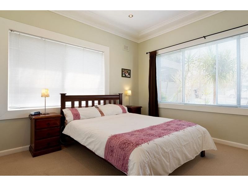 75 National Avenue, Loftus NSW 2232