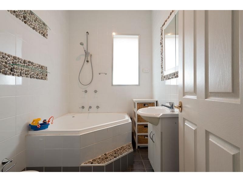 75 National Avenue, Loftus NSW 2232