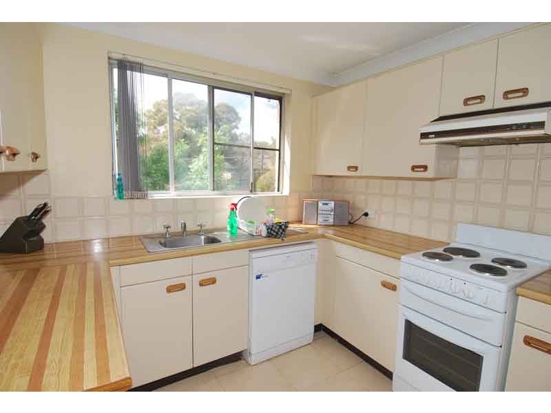 9/55 Glencoe Street, Sutherland NSW 2232