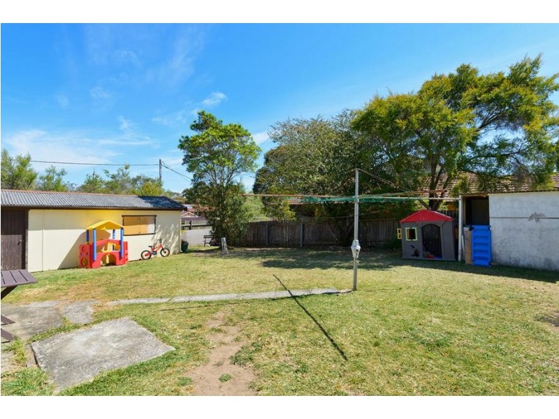 5 Binalong Avenue, Caringbah NSW 2229