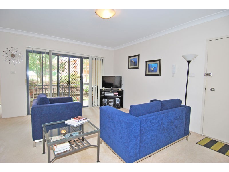 24/2-6 Morley Street, Sutherland NSW 2232