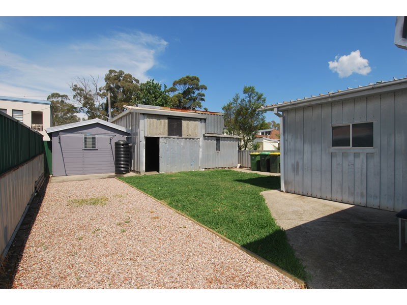 126 Linden Street, Sutherland NSW 2232