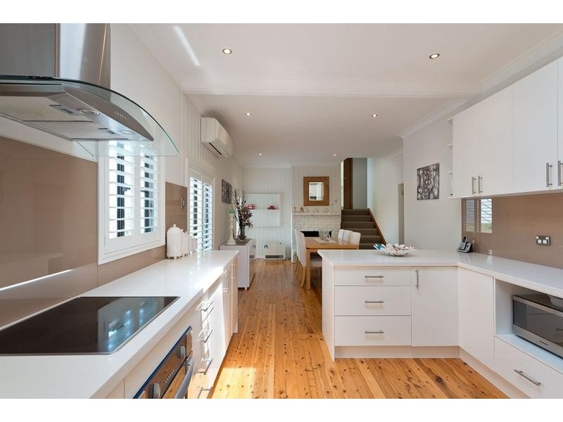 16 Currah Road, Como NSW 2226