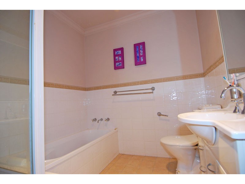 11/101 The Grand Parade, Sutherland NSW 2232