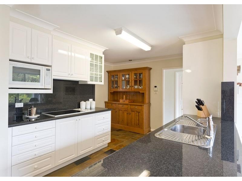 17 King Street, Heathcote NSW 2233