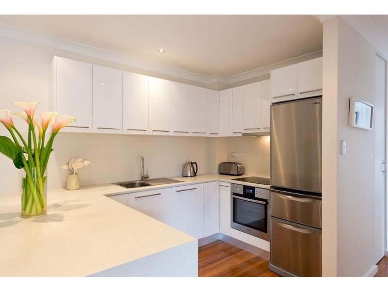 11/94-100 Flora Street, Sutherland NSW 2232