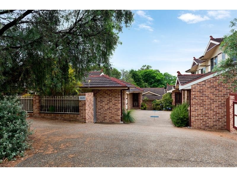 3/10 Lenna Place, Jannali NSW 2226