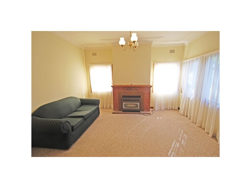 42 Karimbla Road, Miranda NSW 2228