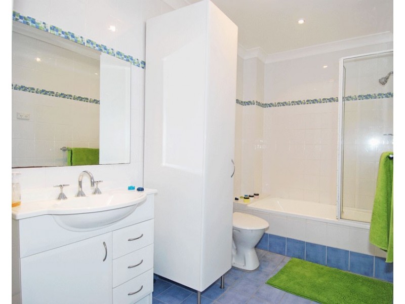 8/8-12 Railway Crescent, Jannali NSW 2226