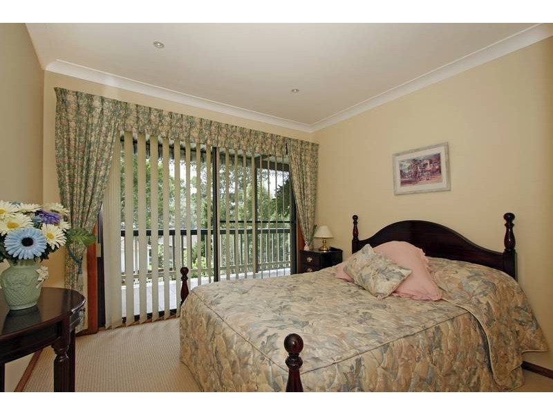 2a Novara Crescent, Como NSW 2226
