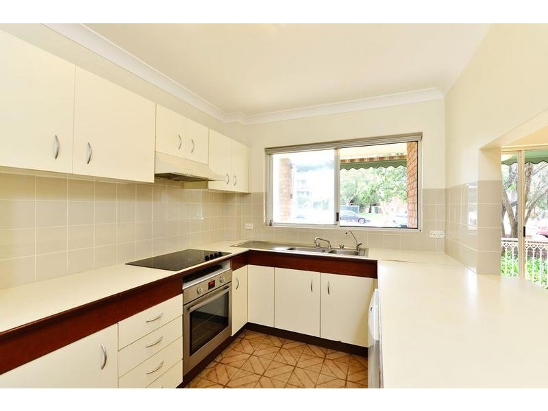 1/58 Auburn Street, Sutherland NSW 2232