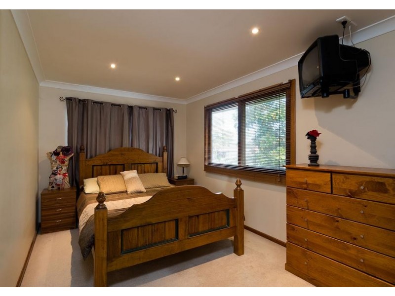 35 Sixth Avenue, Loftus NSW 2232