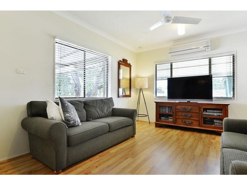 10 Chipilly Avenue, Engadine NSW 2233