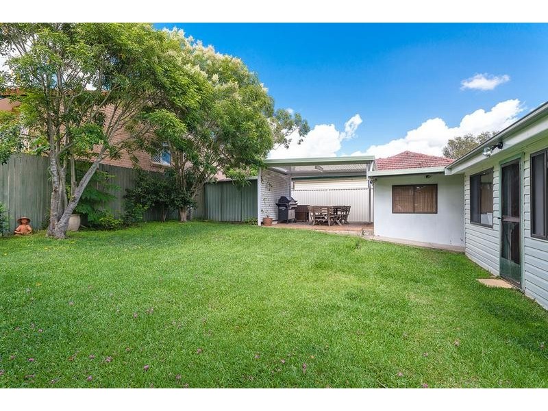10 Chipilly Avenue, Engadine NSW 2233