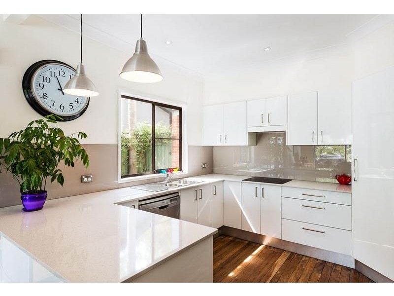 39 Woronora Crescent, Como NSW 2226