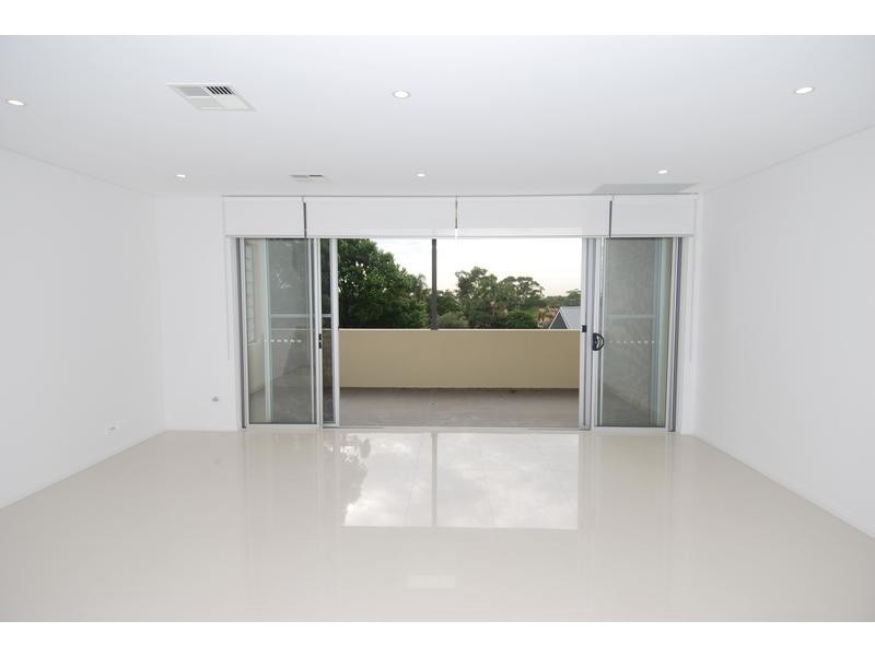 4/68 Wolger Street, Como NSW 2226