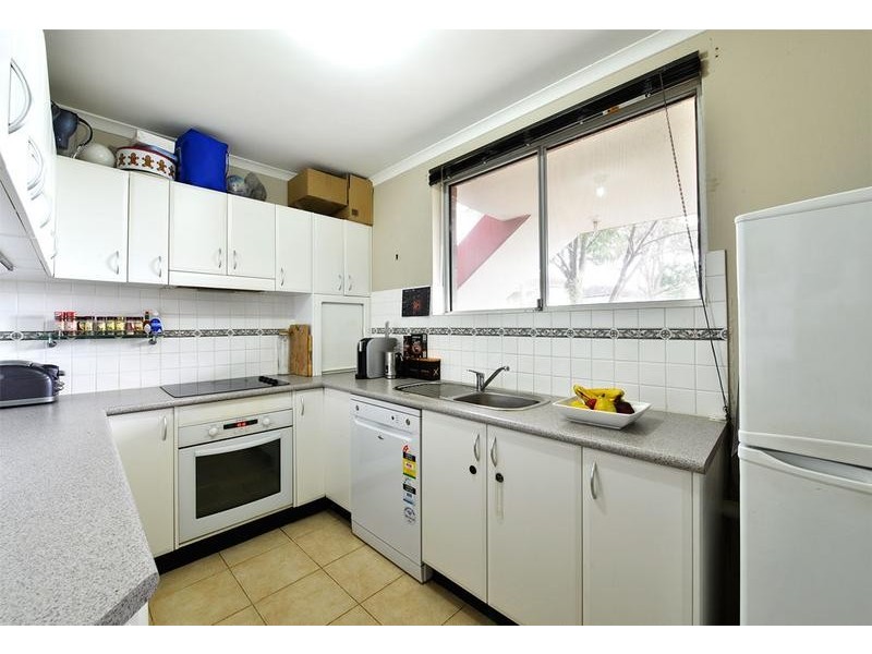 3/2 Railway Crescent, Jannali NSW 2226