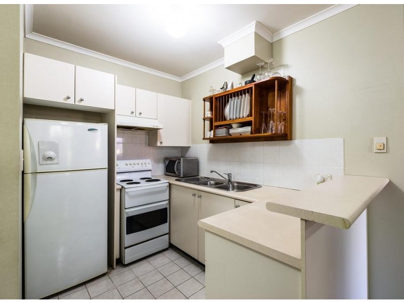 16/2 Adelong Street, Sutherland NSW 2232