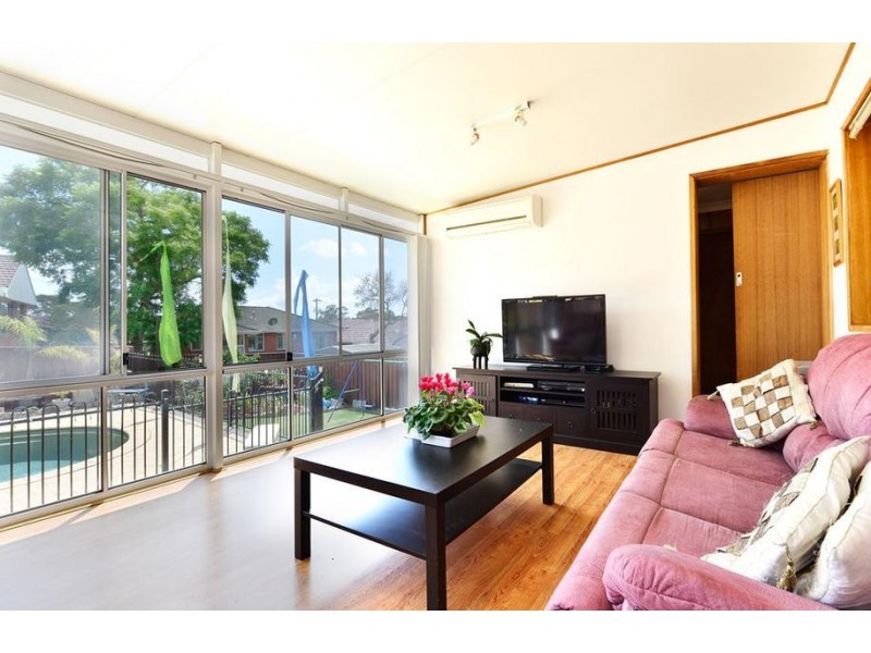 411 The Boulevarde, Kirrawee NSW 2232