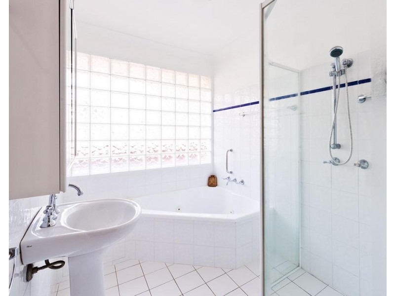 411 The Boulevarde, Kirrawee NSW 2232