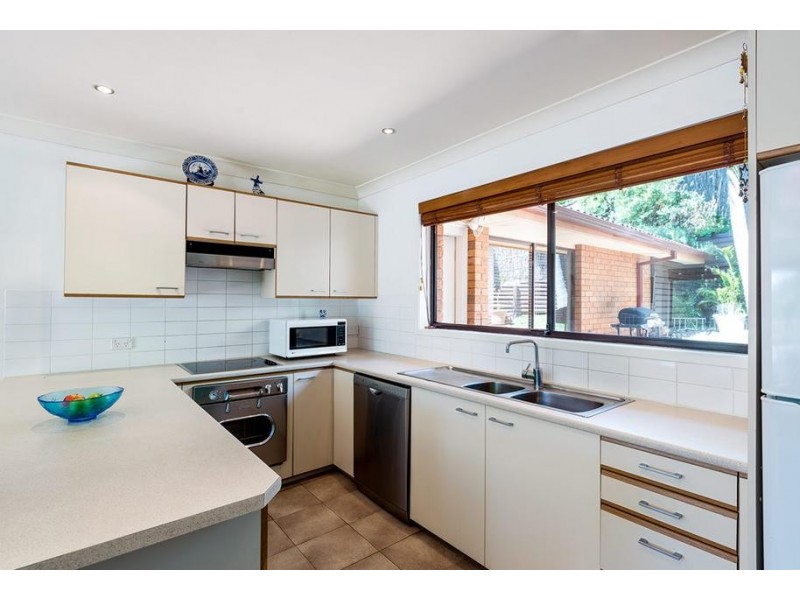8/17 Binya Place, Como NSW 2226