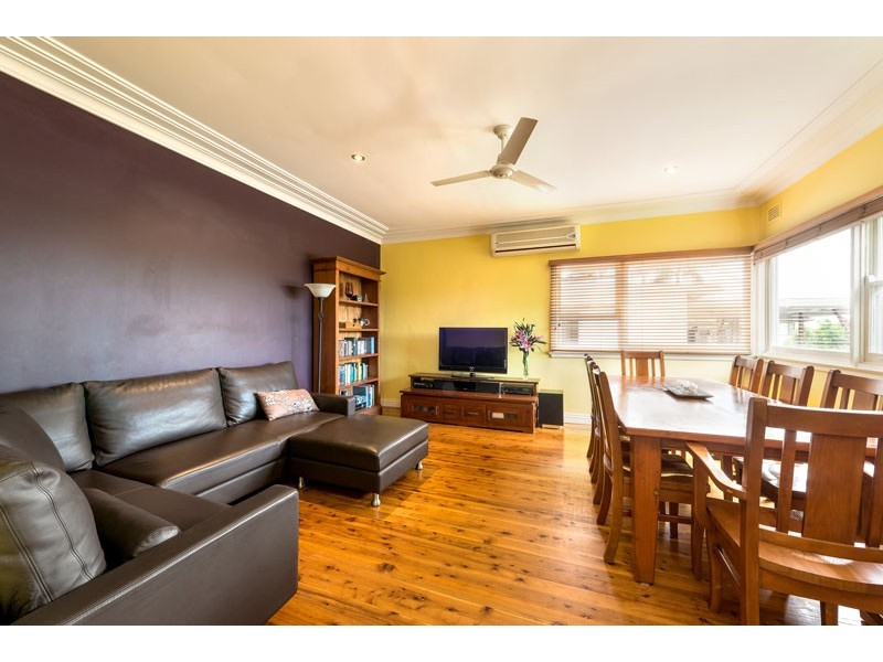 82 Wolger Street, Como NSW 2226