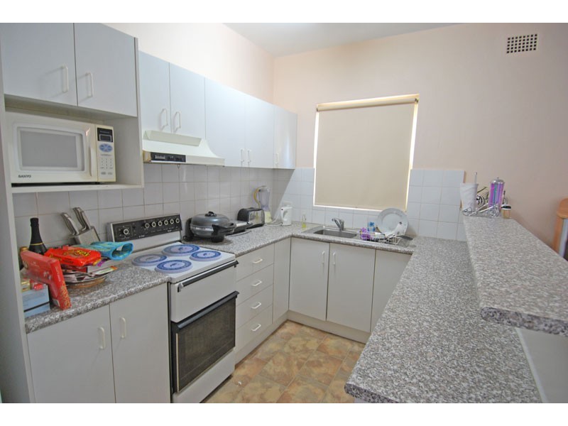 2/10 Oxley Avenue, Jannali NSW 2226