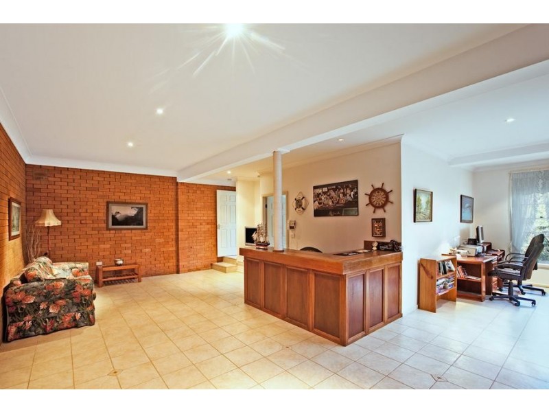 1 Van Buren Circuit, Bonnet Bay NSW 2226
