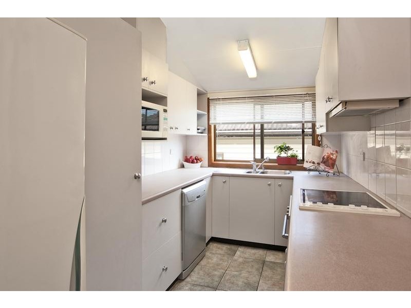 12 Inelgah Road, Como NSW 2226