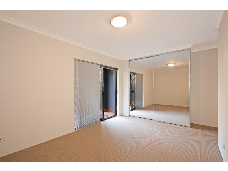 1/84 Linden Street, Sutherland NSW 2232