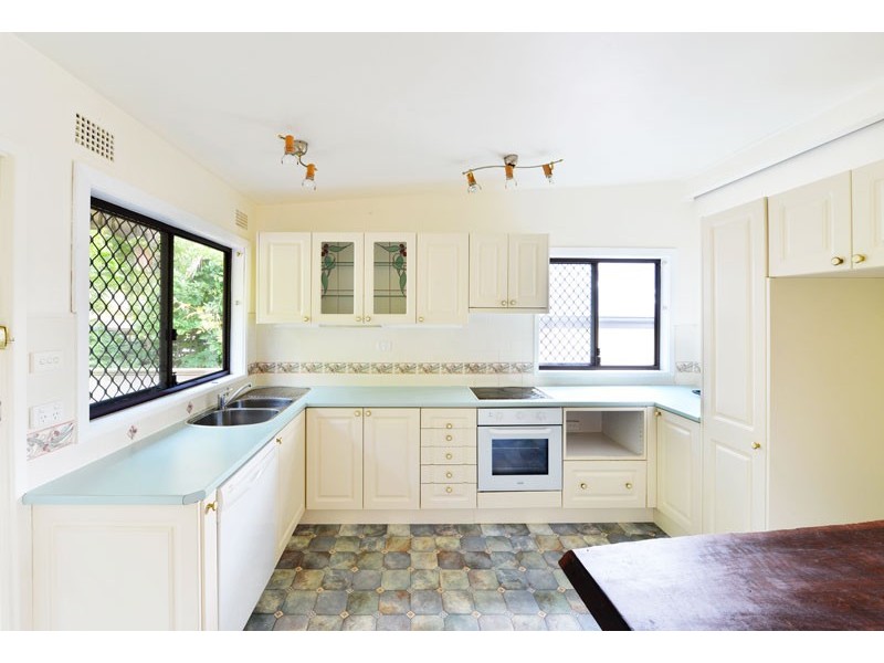 29 Tenth Avenue, Oyster Bay NSW 2225