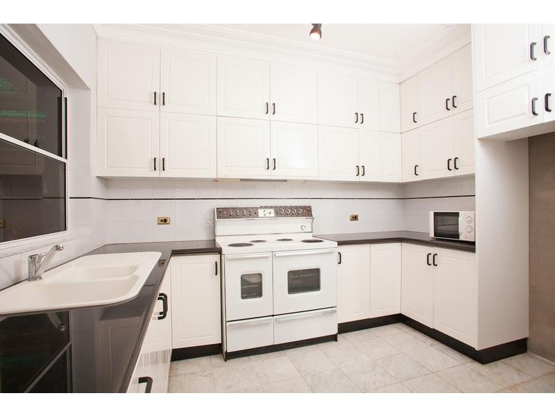 28 Vermont Street, Sutherland NSW 2232