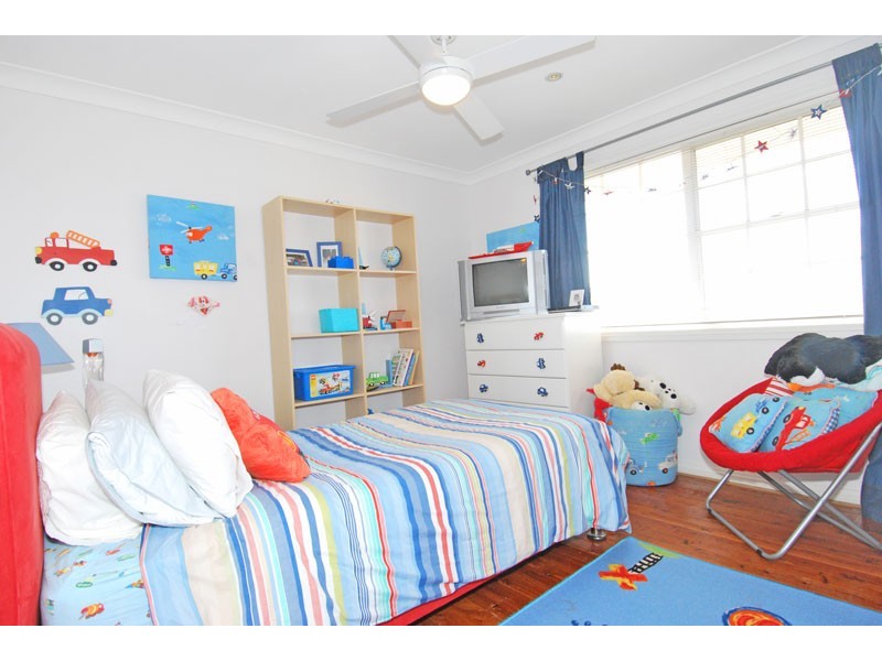 33 Ingrid Road, Kareela NSW 2232