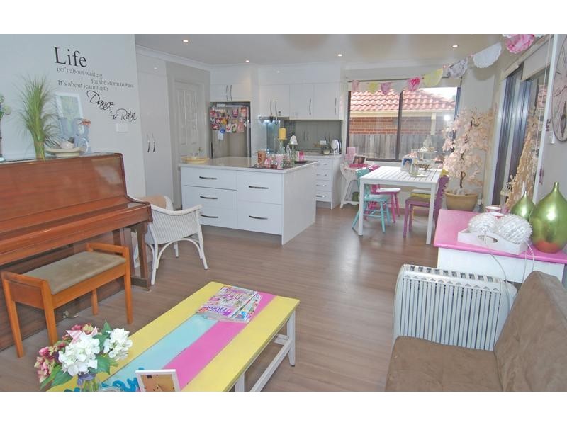 12 Arnold Place, Menai NSW 2234
