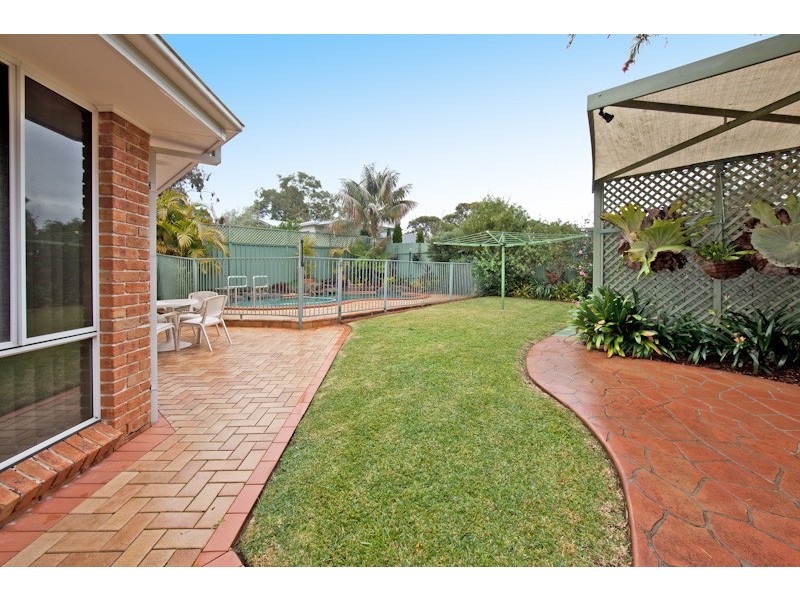 41 Girraween Avenue, Como NSW 2226