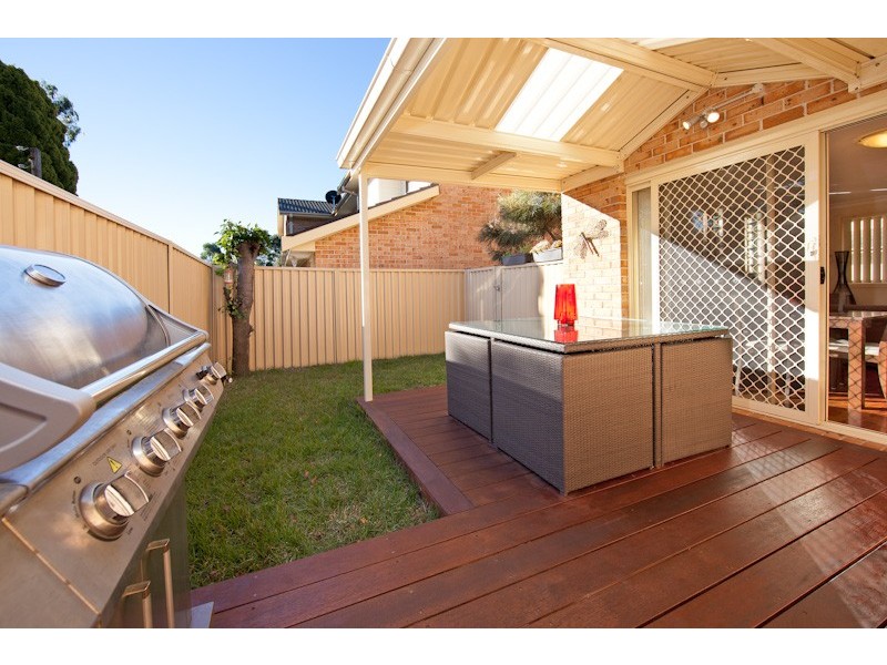 2/3-5 Acton Street, Sutherland NSW 2232