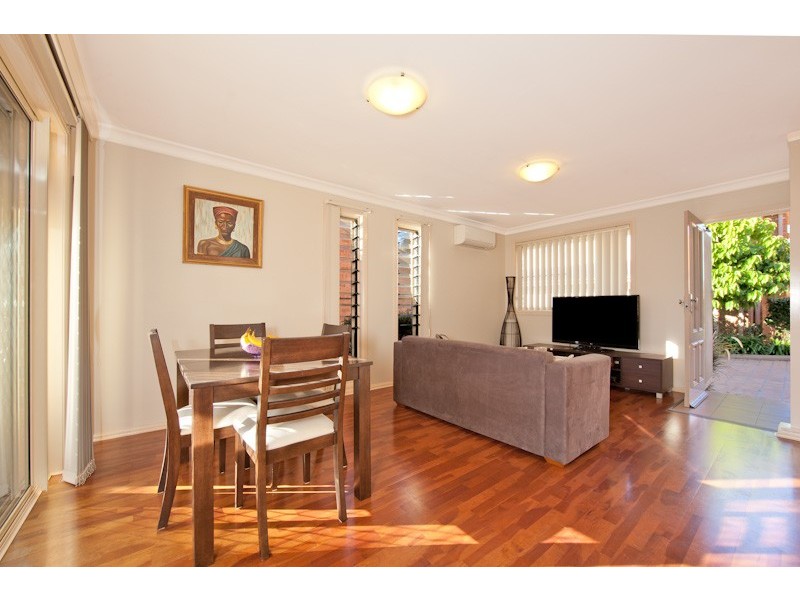 2/3-5 Acton Street, Sutherland NSW 2232