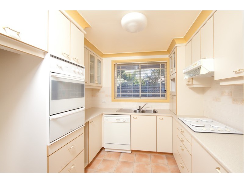 2/5a Binya Place, Como NSW 2226