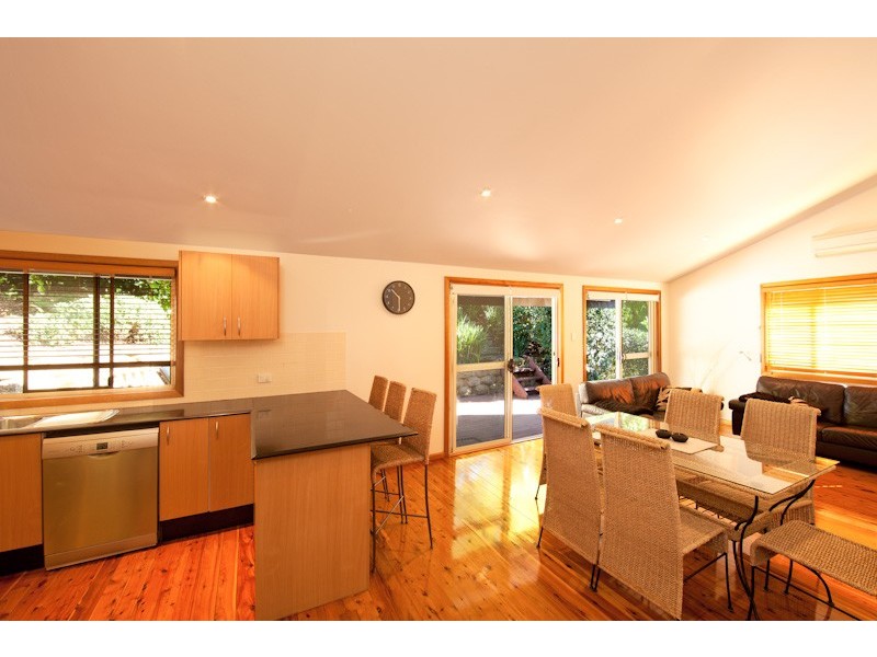 35 Tivoli Esplanade, Como NSW 2226