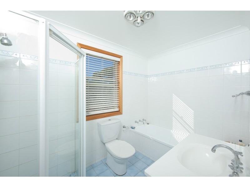 35 Tivoli Esplanade, Como NSW 2226